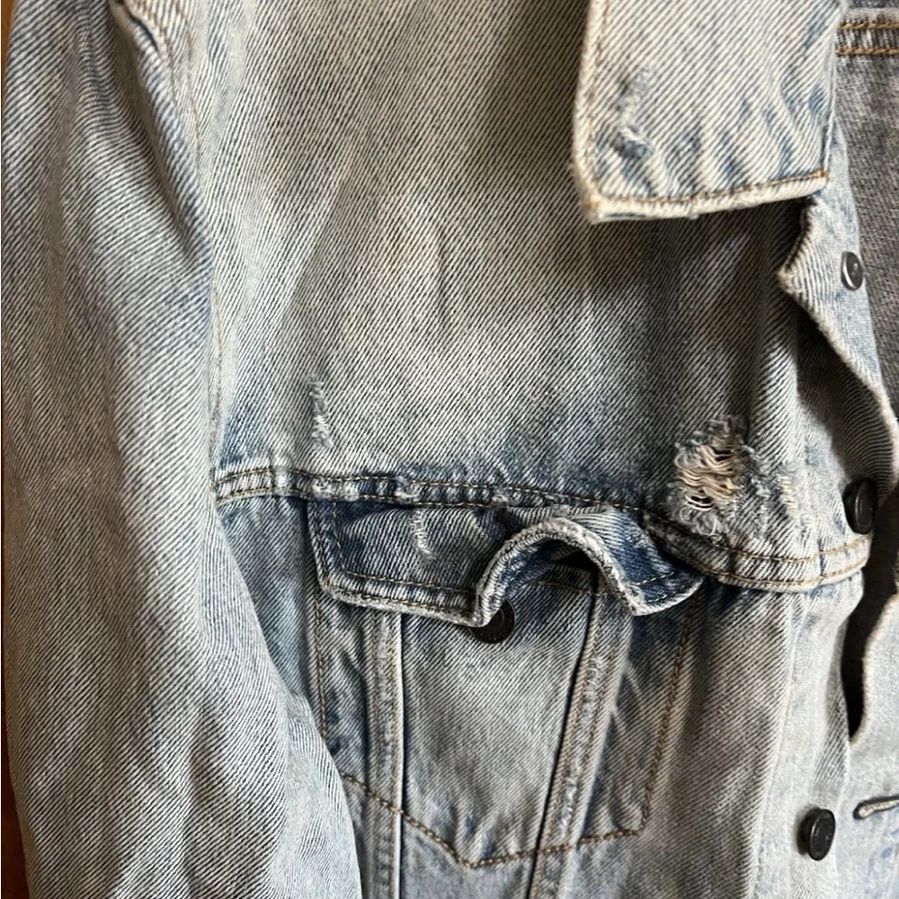 Levi’s Men’s Trucker Jacket XXL Distressed Denim Soft Broken-In Feel 25x29 - Picture 3 of 16
